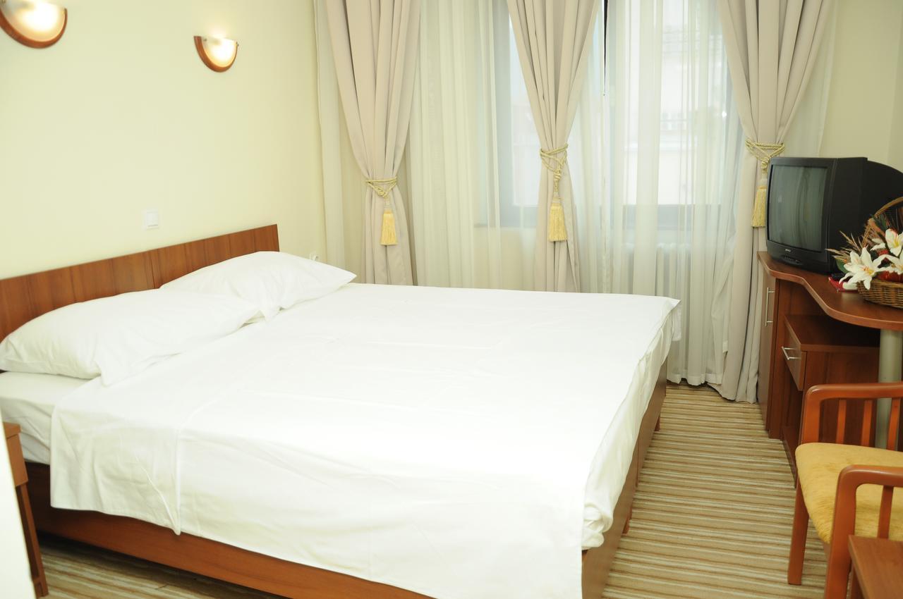 Hotel Shirok Sokak Bitola Zewnętrze zdjęcie